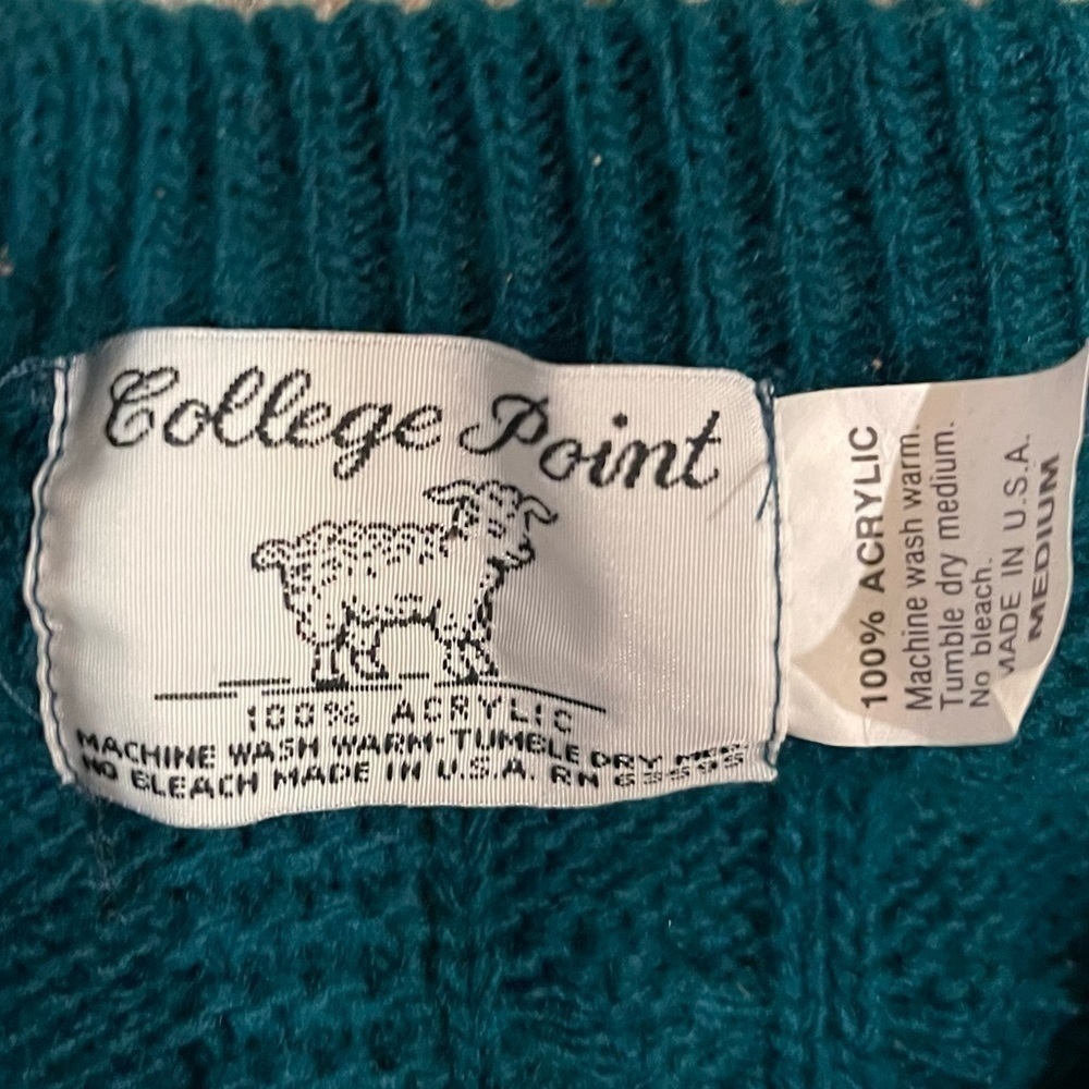 Vintage COLLEGE POINT Green Print Sweater - Picture 3 of 3
